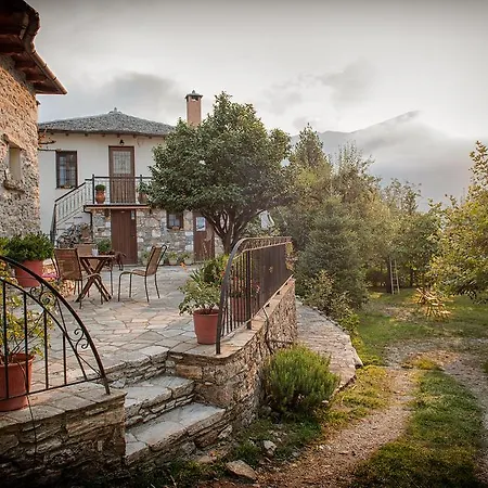 Guest house Oriades Mouresi